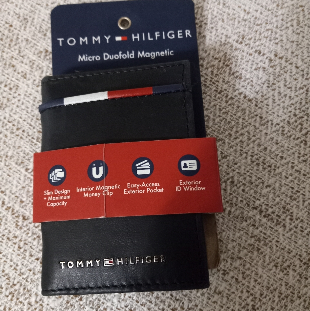 Tommy Hilfiger Black Leather Wallet